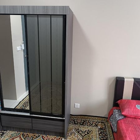 Aisy Homestay Putrajaya Cyberjaya Klia Kampung Dengkil Εξωτερικό φωτογραφία